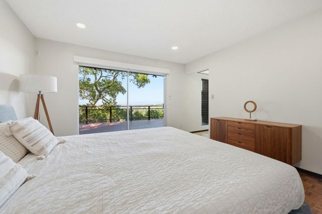 410 Conil Way, Portola Valley, CA 94028