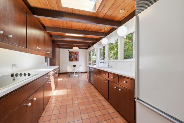 410 Conil Way, Portola Valley, CA 94028