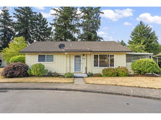 12620 Se MAIN St, Portland, OR 97233