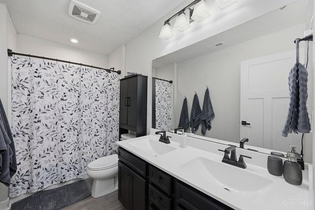 1383 Springfield Drive, Harrison, OH 45030