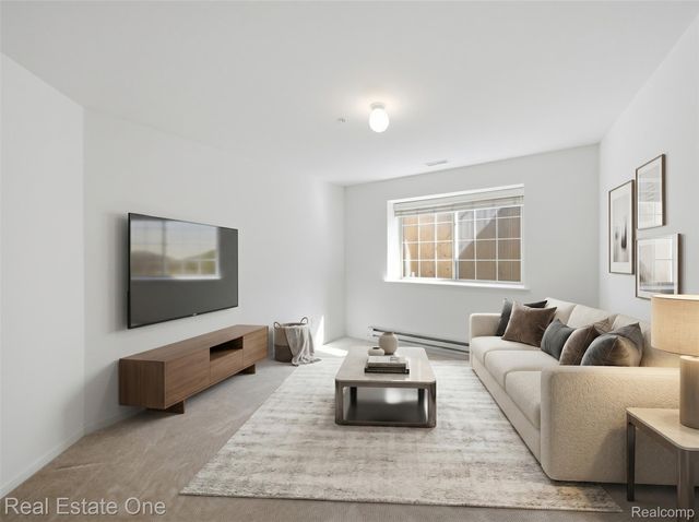402 Old Pine Way, Walled Lake, MI 48390
