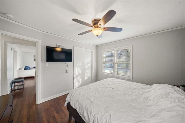 218 W 97TH Street, Kansas City, MO 64114