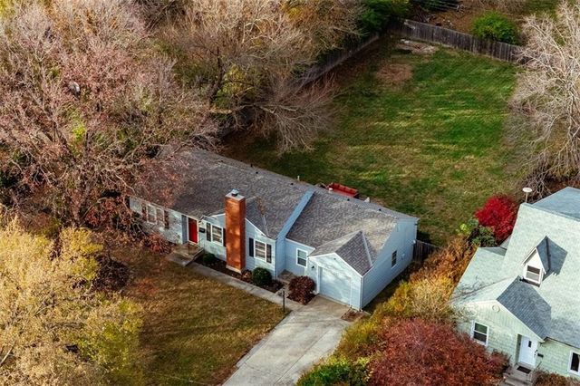 218 W 97TH Street, Kansas City, MO 64114