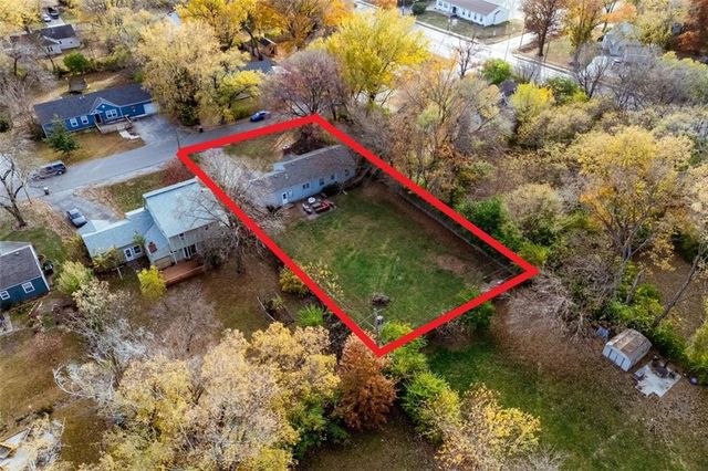 218 W 97TH Street, Kansas City, MO 64114