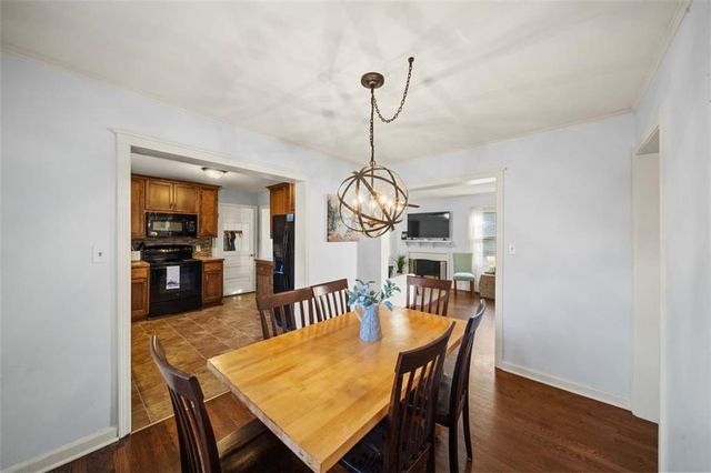 218 W 97TH Street, Kansas City, MO 64114