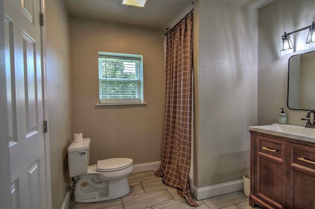 176 Poplar Avenue, Trenton, GA 30752