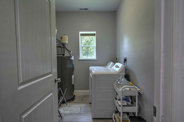 176 Poplar Avenue, Trenton, GA 30752