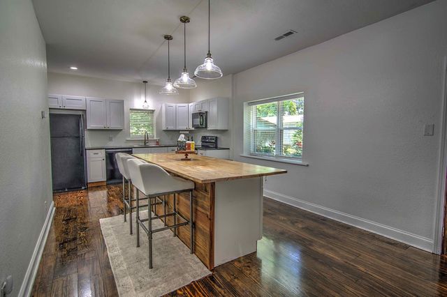 176 Poplar Avenue, Trenton, GA 30752