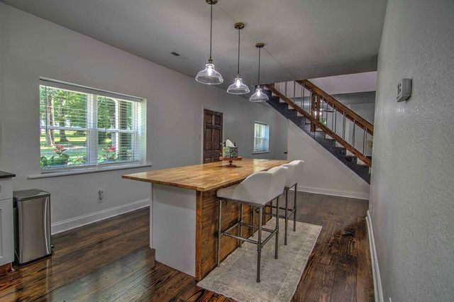 176 Poplar Avenue, Trenton, GA 30752