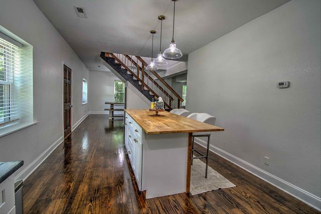 176 Poplar Avenue, Trenton, GA 30752