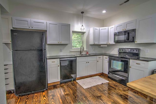 176 Poplar Avenue, Trenton, GA 30752