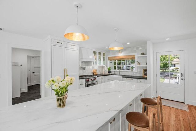 2812 Thrasher Lane, San Jose, CA 95125