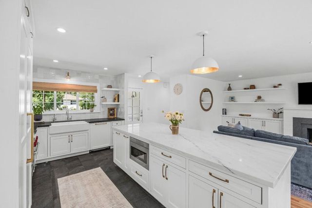 2812 Thrasher Lane, San Jose, CA 95125