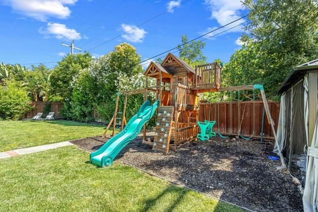 2812 Thrasher Lane, San Jose, CA 95125