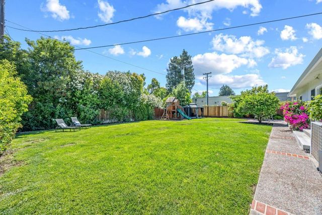 2812 Thrasher Lane, San Jose, CA 95125