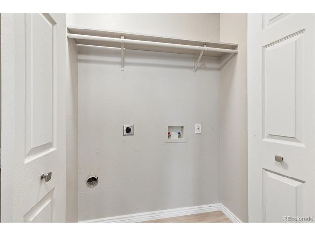 6065 Wadsworth Blvd B, Arvada, CO 80003