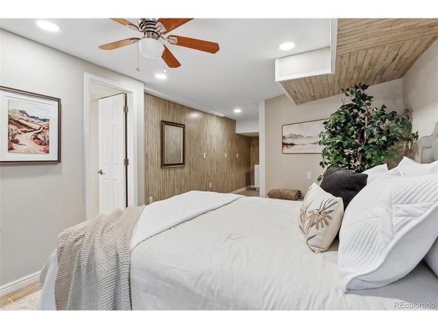 6065 Wadsworth Blvd B, Arvada, CO 80003