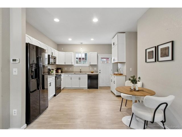 6065 Wadsworth Blvd B, Arvada, CO 80003