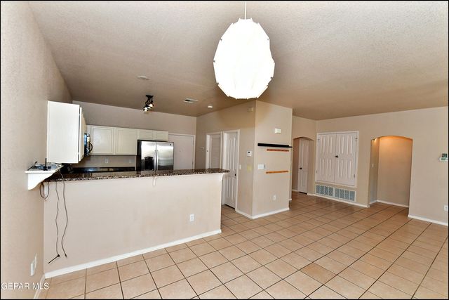 5810 REDSTONE MESA Court, El Paso, TX 79934