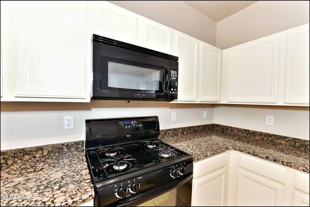 5810 REDSTONE MESA Court, El Paso, TX 79934
