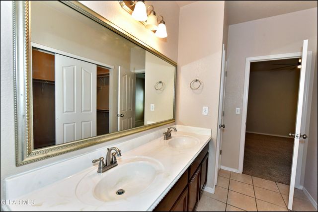 5810 REDSTONE MESA Court, El Paso, TX 79934