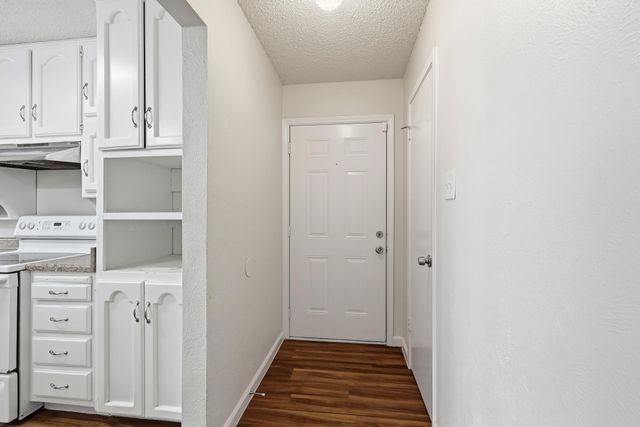 6536 Windrock, Watauga, TX 76148