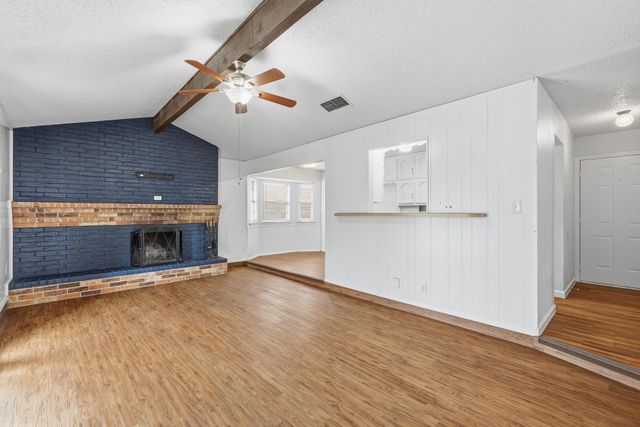 6536 Windrock, Watauga, TX 76148