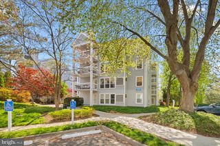 3179 SUMMIT SQUARE DR #2-C4, Oakton, VA 22124