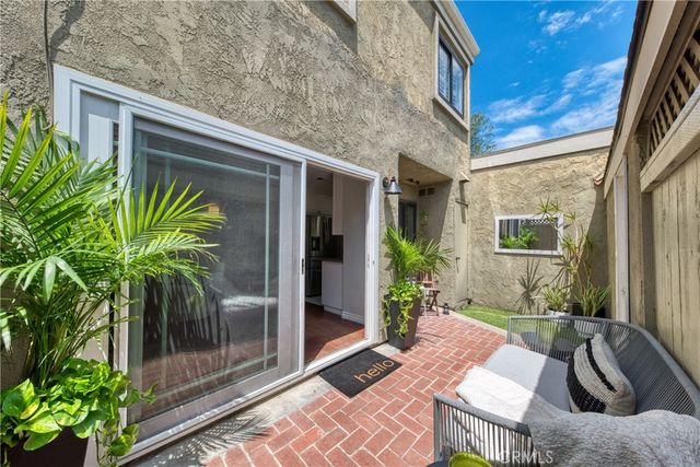 25 Sand Dollar Court 19, Newport Beach, CA 92663