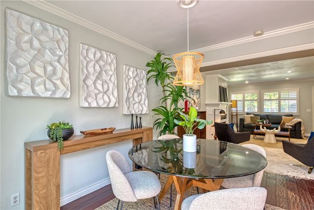 25 Sand Dollar Court 19, Newport Beach, CA 92663