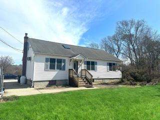 255 Yaphank Avenue, Yaphank, NY 11980