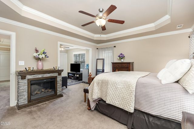 40 Oscar Wilde Way, Youngsville, NC 27596