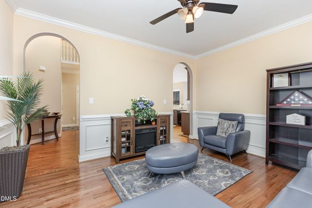 40 Oscar Wilde Way, Youngsville, NC 27596