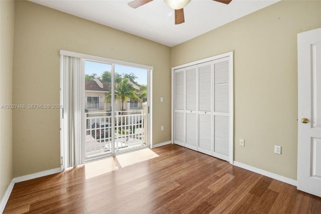 10180 SW 88th Street 403, Miami, FL 33176