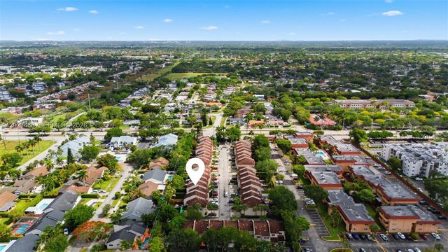 10180 SW 88th Street 403, Miami, FL 33176
