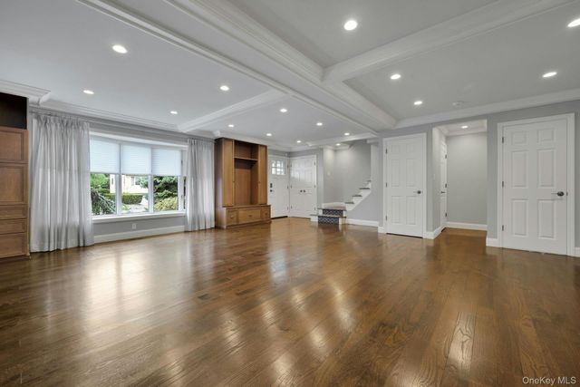47 Highland Avenue, Eastchester, NY 10709