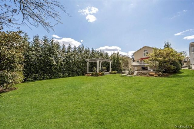 47 Highland Avenue, Eastchester, NY 10709