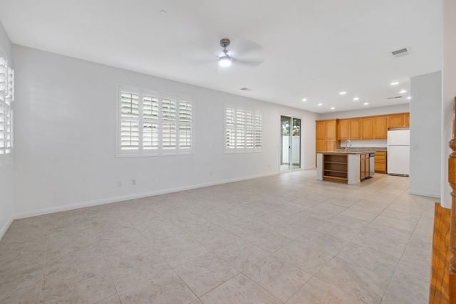 8214 Prentice Hall Drive, Bakersfield, CA 93311