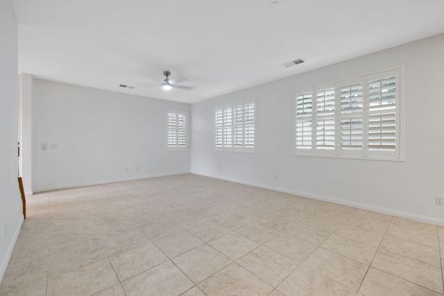 8214 Prentice Hall Drive, Bakersfield, CA 93311