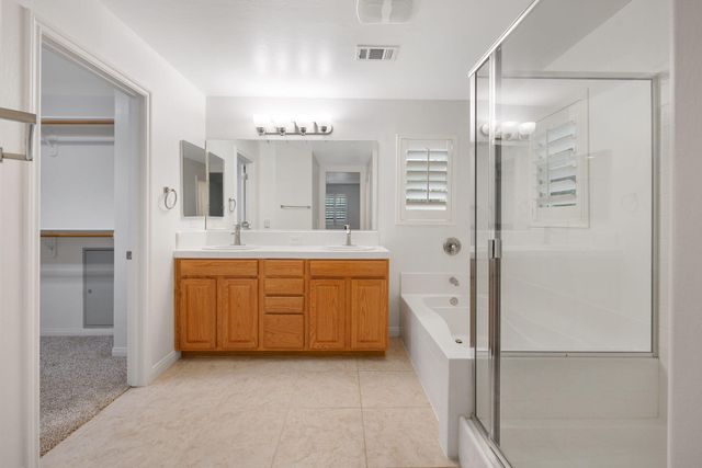 8214 Prentice Hall Drive, Bakersfield, CA 93311