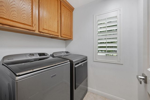 8214 Prentice Hall Drive, Bakersfield, CA 93311