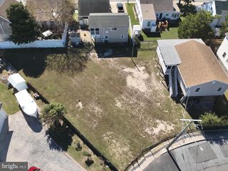 8702 E BISCAYNE DR, Ocean City, MD 21842