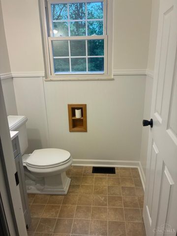 3042 Woodside Drive, Fairfield, OH 45014