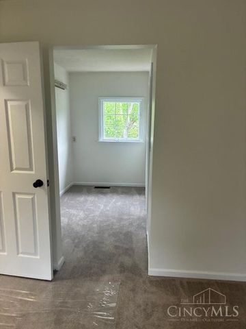 3042 Woodside Drive, Fairfield, OH 45014