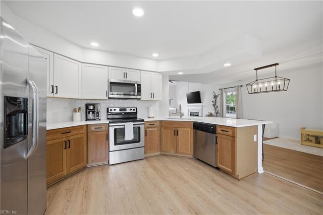 6101 Compton CT, Suffolk, VA 23435