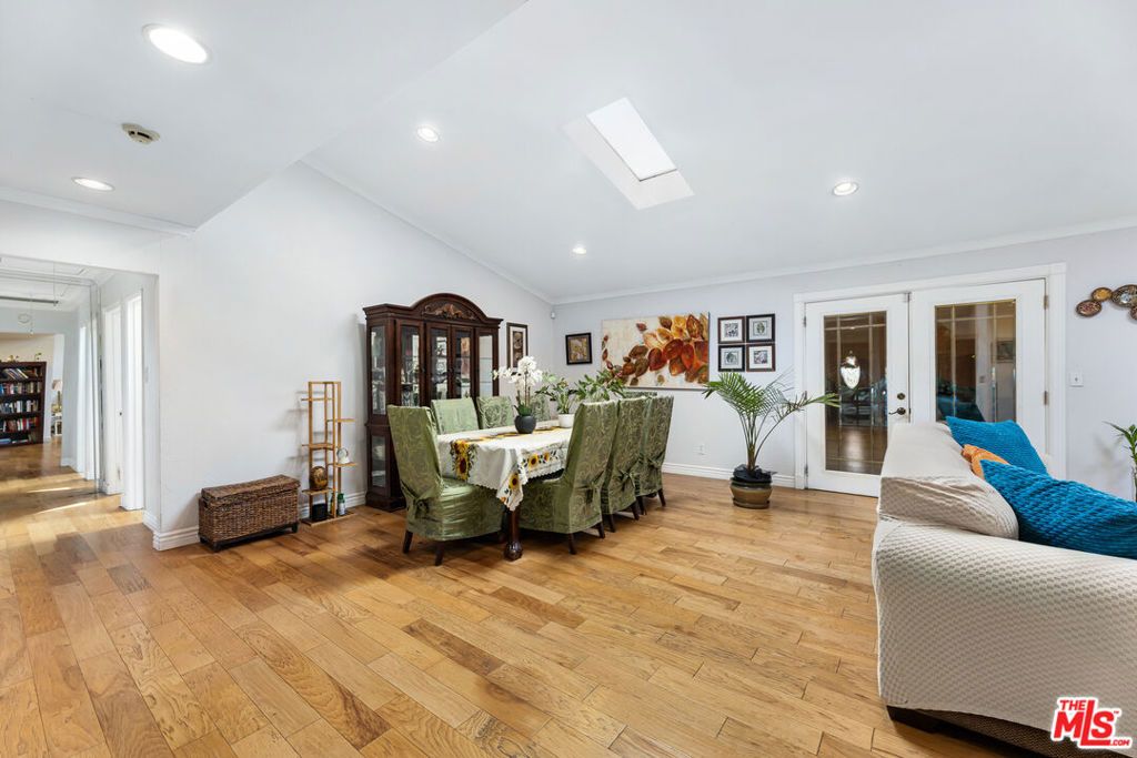 20628 Clark Street, Woodland Hills, CA 91367 — photo 4