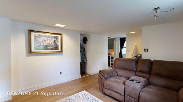 1300 S Wheeler Street, Saginaw, MI 48602