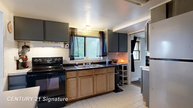 1300 S Wheeler Street, Saginaw, MI 48602