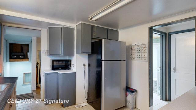1300 S Wheeler Street, Saginaw, MI 48602