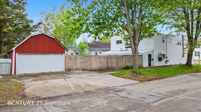 1300 S Wheeler Street, Saginaw, MI 48602